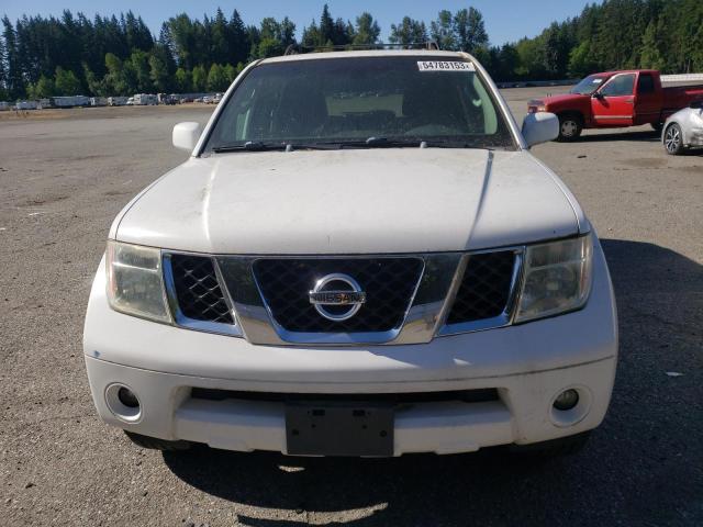 5N1AR18W55C720324 - 2005 NISSAN PATHFINDER LE WHITE photo 5