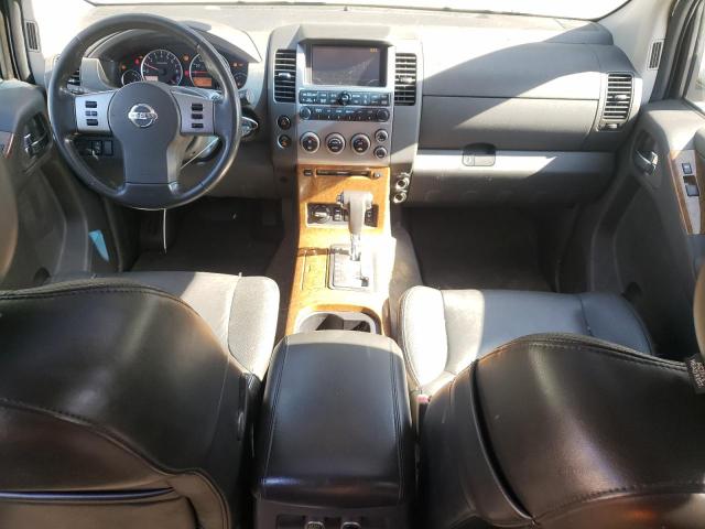 5N1AR18W55C720324 - 2005 NISSAN PATHFINDER LE WHITE photo 8