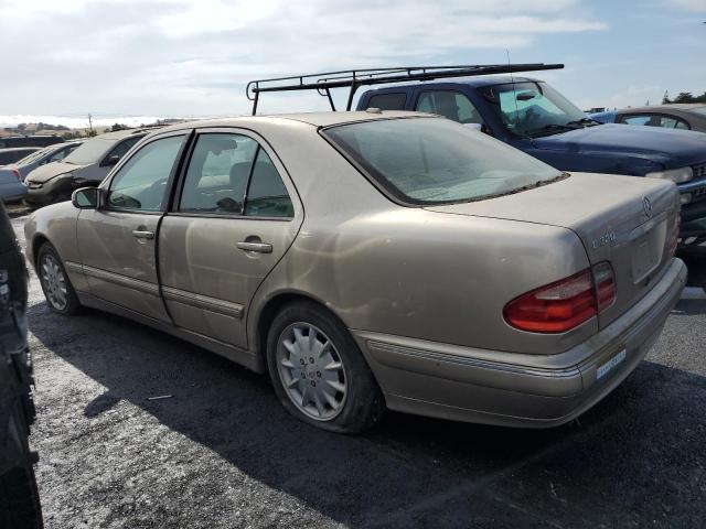 WDBJF65J61B166213 - 2001 MERCEDES-BENZ E 320 BEIGE photo 2