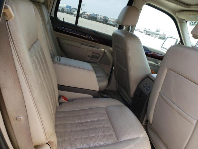5LMEU88H94ZJ28072 - 2004 LINCOLN AVIATOR 白色 照片 11