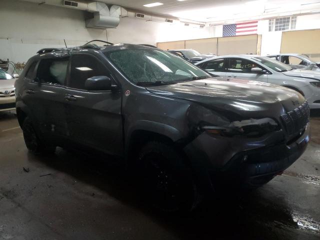 1C4PJMBX2KD217042 - 2019 JEEP CHEROKEE TRAILHAWK BLACK photo 4