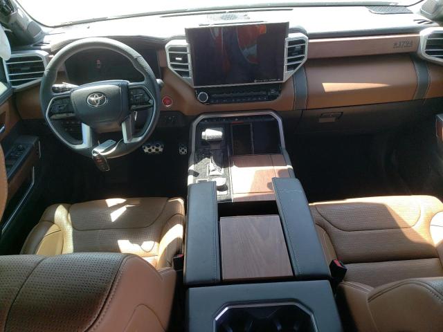 5TFMA5EC1NX003180 - 2022 TOYOTA TUNDRA CREWMAX PLATINUM Silber Foto 8