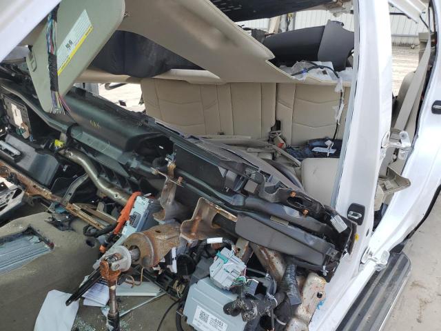 1GYS3BKJ8HR131003 - 2017 CADILLAC ESCALADE LUXURY Blanco foto 13