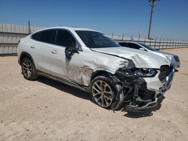 5UXCY6C01M9F47382 - 2021 BMW X6 XDRIVE40I WHITE photo 4