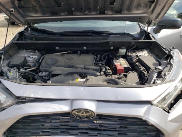 JTMH1RFVXKD011106 - 2019 TOYOTA RAV4 LE SILVER photo 12