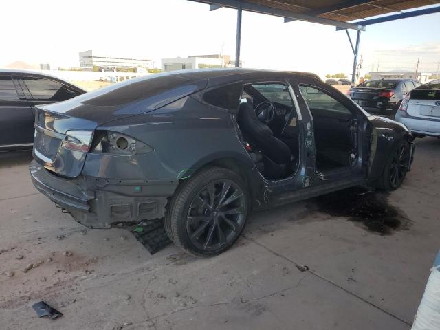 5YJSA1E26JF292259 - 2018 TESLA MODEL S GRAY photo 3