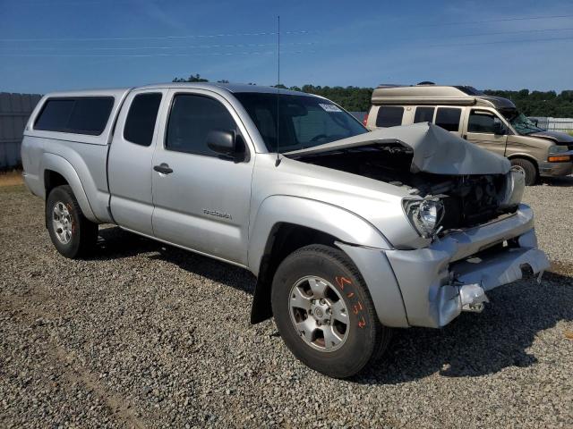 5TETU4GN0AZ706476 - 2010 TOYOTA TACOMA PRERUNNER ACCESS CAB SILVER photo 4