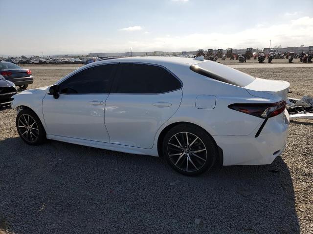 4T1G11AK2PU809905 - 2023 TOYOTA CAMRY SE NIGHT SHADE WHITE photo 2