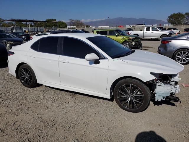 4T1G11AK2PU809905 - 2023 TOYOTA CAMRY SE NIGHT SHADE WHITE photo 4