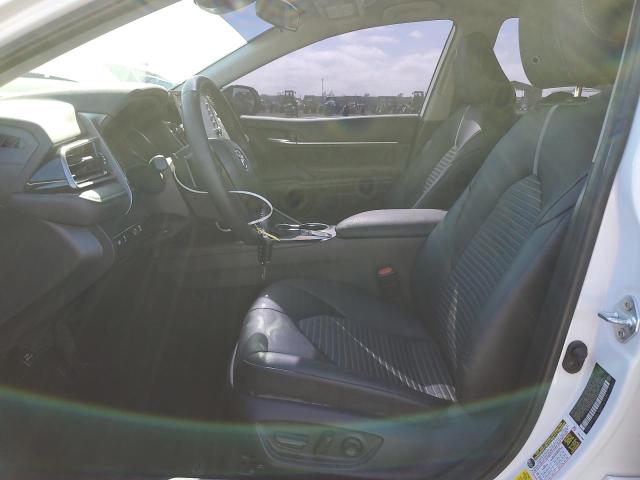 4T1G11AK2PU809905 - 2023 TOYOTA CAMRY SE NIGHT SHADE WHITE photo 7