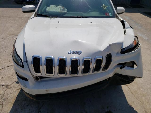 1C4PJMCB6JD505454 - 2018 JEEP CHEROKEE LATITUDE WHITE photo 12