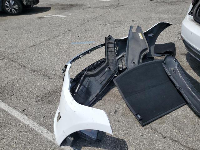 5YJSA1CP5DFP21135 - 2013 TESLA MODEL S თეთრი ფოტო 12