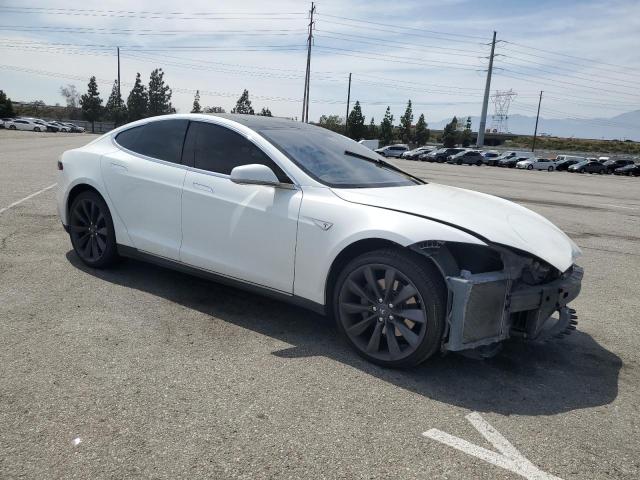 5YJSA1CP5DFP21135 - 2013 TESLA MODEL S თეთრი ფოტო 4
