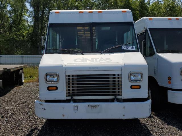 4UZAANBW26CV95582 - 2006 FREIGHTLINER CHASSIS M LINE WALK-IN VAN WHITE photo 5