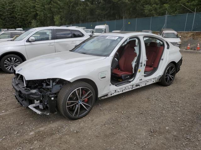 3MW39FS04P8D23287 - 2023 BMW 330XE Белый фото 1