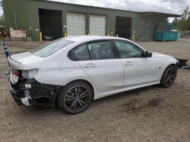 3MW39FS04P8D23287 - 2023 BMW 330XE Белый фото 3