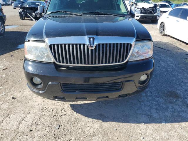 5LMFU28R13LJ24481 - 2003 LINCOLN NAVIGATOR შავი ფოტო 11
