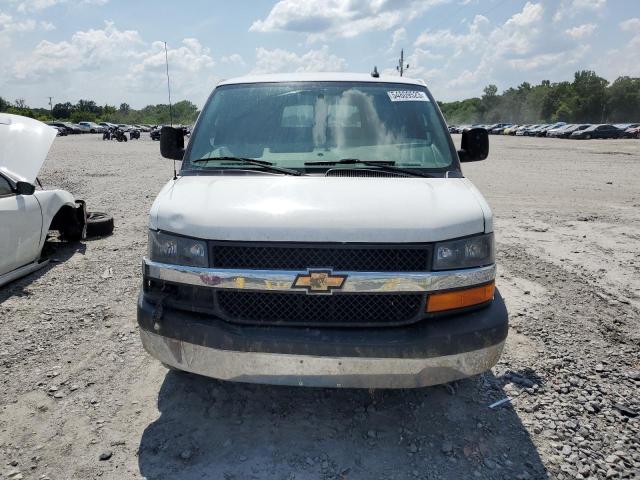 1GAZGPFG9H1343114 - 2017 CHEVROLET EXPRESS G3 LT WHITE photo 5