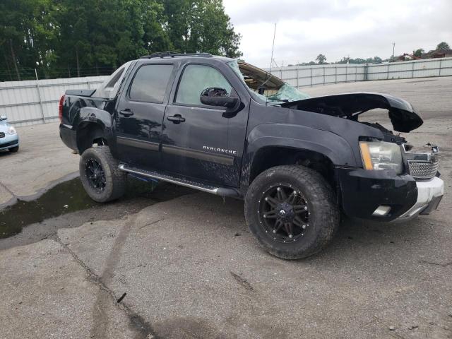 3GNTKFE30BG300267 - 2011 CHEVROLET AVALANCHE LT BLACK photo 4