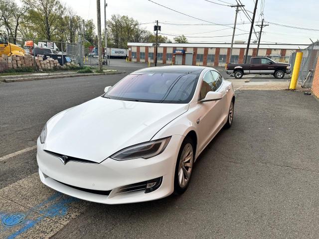 5YJSA1E28KF333962 - 2019 TESLA MODEL S WHITE photo 2