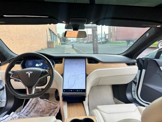 5YJSA1E28KF333962 - 2019 TESLA MODEL S WHITE photo 9