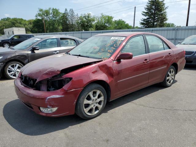 JTDBF30K950164462 - 2005 TOYOTA CAMRY LE RED photo 1