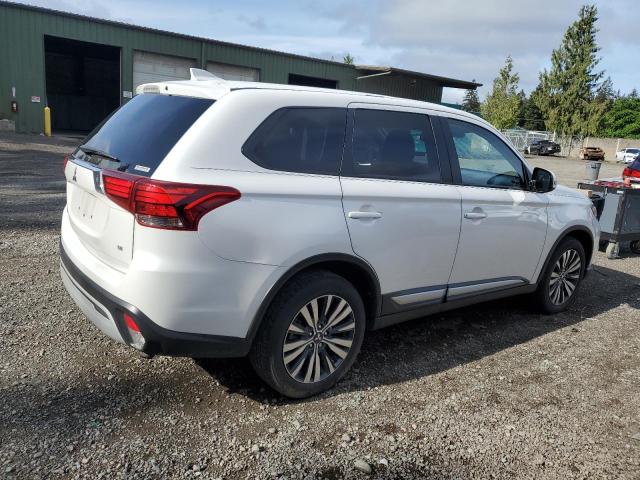 JA4AZ3A34LZ005166 - 2020 MITSUBISHI OUTLANDER SE WHITE photo 3