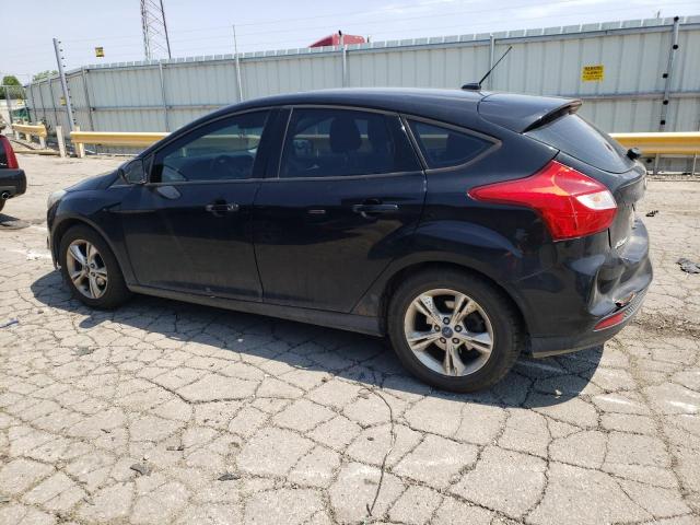 1FAHP3K27CL160741 - 2012 FORD FOCUS SE BLACK photo 2