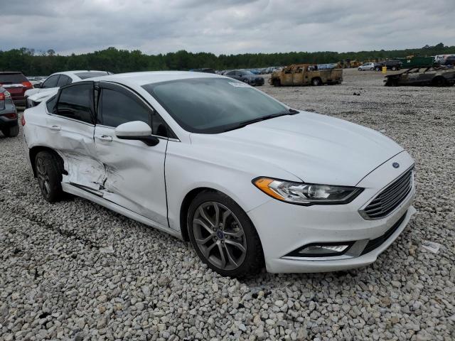 3FA6P0G70HR281761 - 2017 FORD FUSION S WHITE photo 4