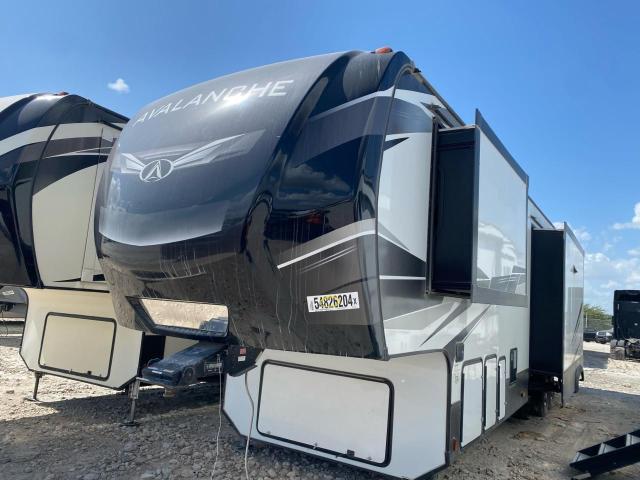 4YDF39020ME761687 - 2021 KEYSTONE AVALANCHE თეთრი ფოტო 2