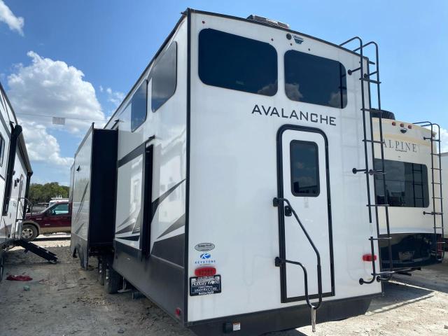 4YDF39020ME761687 - 2021 KEYSTONE AVALANCHE თეთრი ფოტო 3