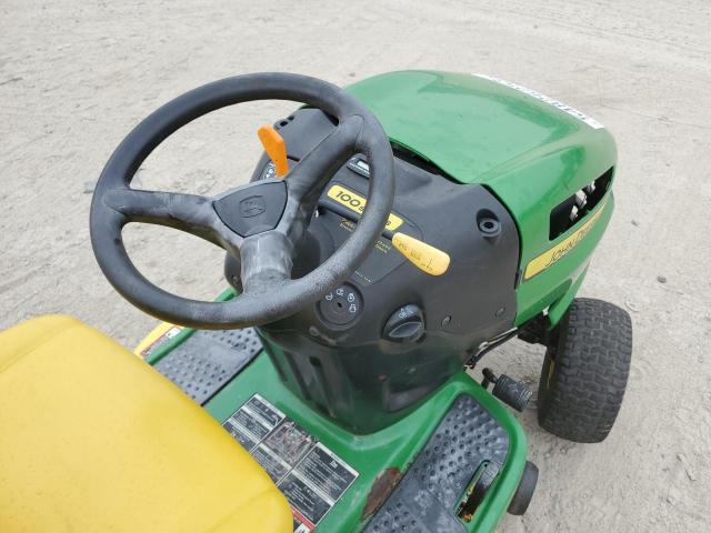 N0V1N54826253 - 2019 JOHN TRACTOR GREEN photo 5