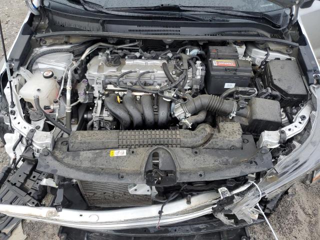 5YFEPMAE0MP262311 - 2021 TOYOTA COROLLA LE SILVER photo 11