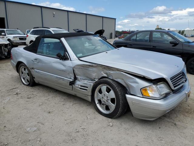 WDBFA68F5YF193269 - 2000 MERCEDES-BENZ SL 500 SILVER photo 4