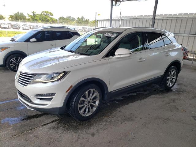 5LMCJ2C98HUL32703 - 2017 LINCOLN MKC SELECT Սպիտակ լուսանկար 1