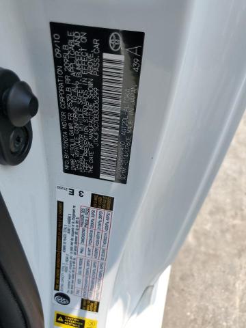 JTKJF5C70B3006299 - 2011 TOYOTA SCION TC 白色 照片 12