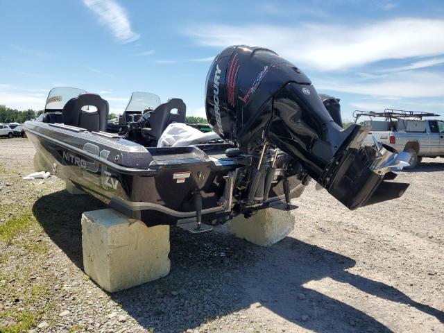 BUJ85422G718 - 2018 NITR Z9 BOAT TWO TONE photo 3