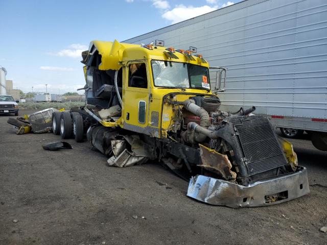 1XPHP40X3AD795234 - 2010 PETERBILT 386 YELLOW photo 1