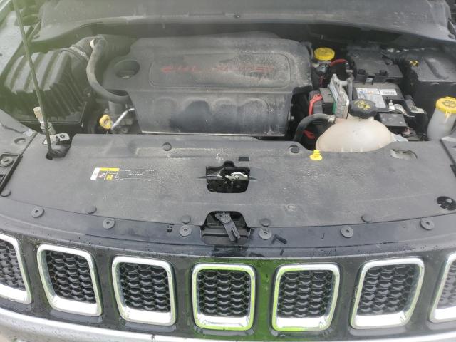 3C4NJDBB7JT192059 - 2018 JEEP COMPASS LATITUDE Srebrny zdjęcie 11