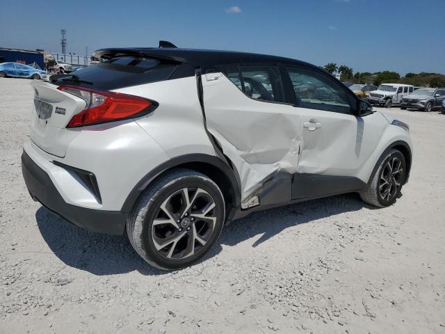 NMTKHMBX2KR099650 - 2019 TOYOTA C-HR XLE 白色 照片 3