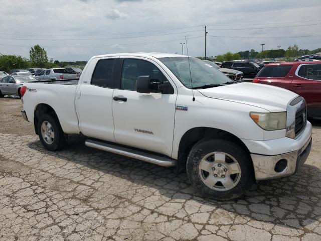 5TFBV54177X004509 - 2007 TOYOTA TUNDRA DOUBLE CAB SR5 WHITE photo 4