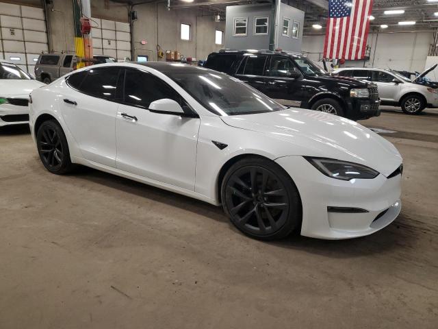 5YJSA1E5XPF520265 - 2023 TESLA MODEL S WHITE photo 4