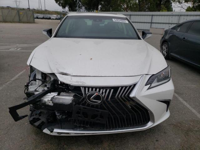 58ADZ1B18LU058653 - 2020 LEXUS ES 350 WHITE photo 5