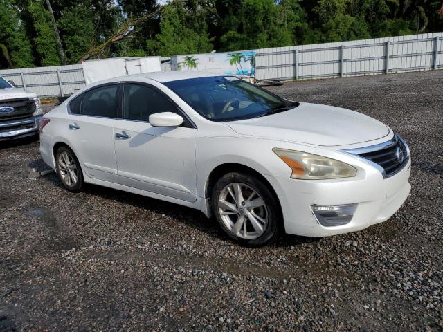 1N4AL3AP1DN429669 - 2013 NISSAN ALTIMA 2.5 WHITE photo 4