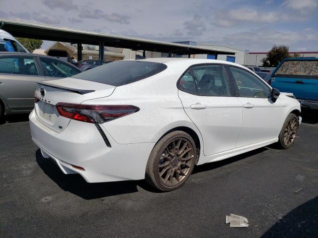 4T1T31AK5PU049039 - 2023 TOYOTA CAMRY SE NIGHT SHADE WHITE photo 3