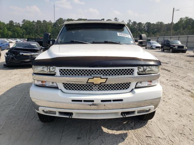 1GCJC33G41F138841 - 2001 CHEVROLET SILVERADO C3500 WHITE photo 5