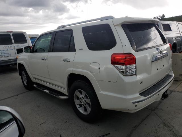 JTEBU5JR0A5004752 - 2010 TOYOTA 4RUNNER SR5 WHITE photo 2