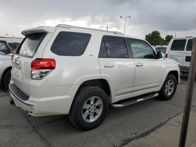 JTEBU5JR0A5004752 - 2010 TOYOTA 4RUNNER SR5 WHITE photo 3