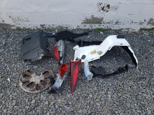 JTDKARFP8H3034373 - 2017 TOYOTA PRIUS PRIM ნაცრისფერი ფოტო 13