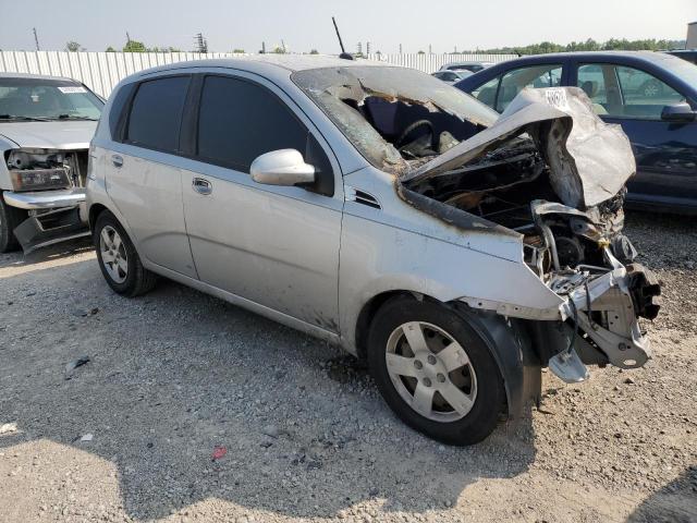 KL1TD6DE7AB095986 - 2010 CHEVROLET AVEO LS SILVER photo 4